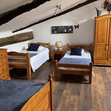 Ombre Bleue Du Figuier, Ailhon Hotell Exteriör bild